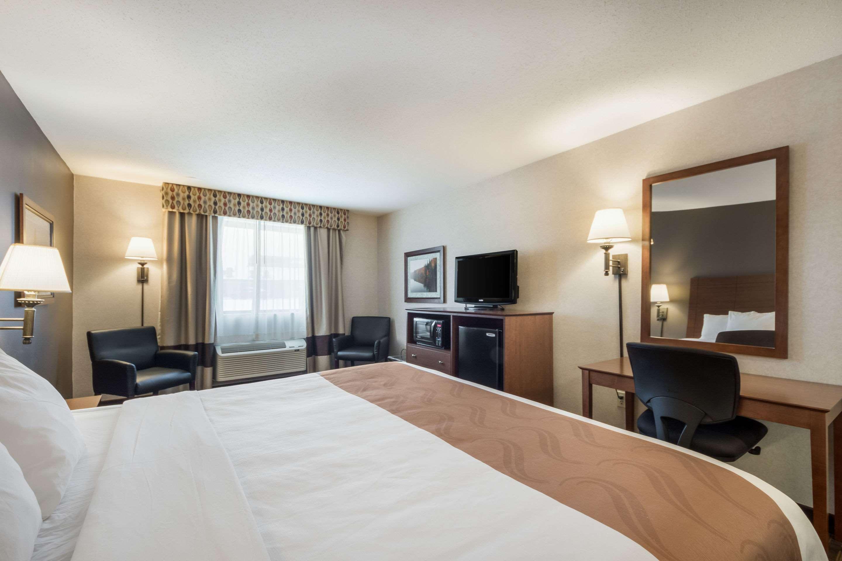 Quality Inn & Suites Newberry Exteriör bild