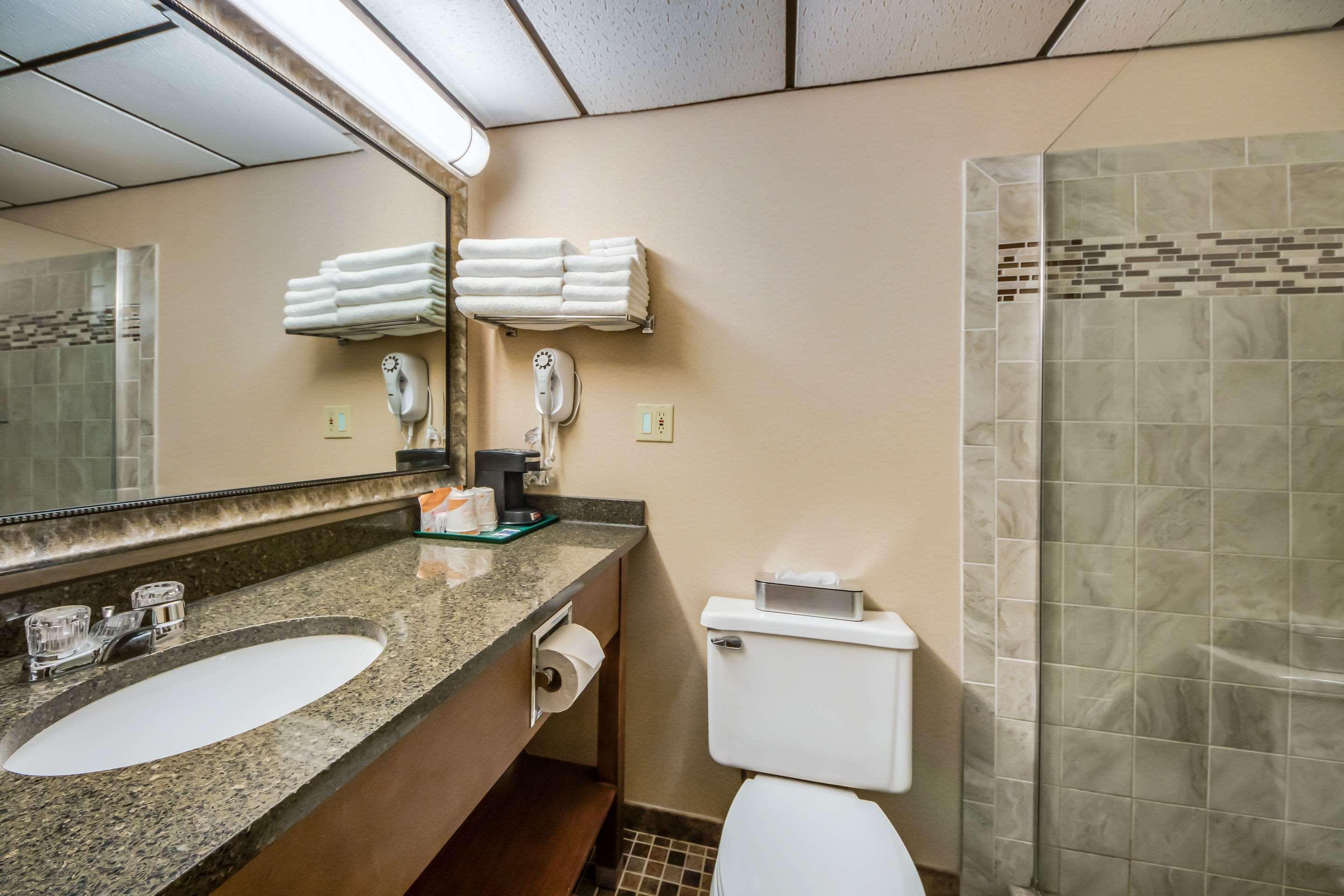 Quality Inn & Suites Newberry Exteriör bild