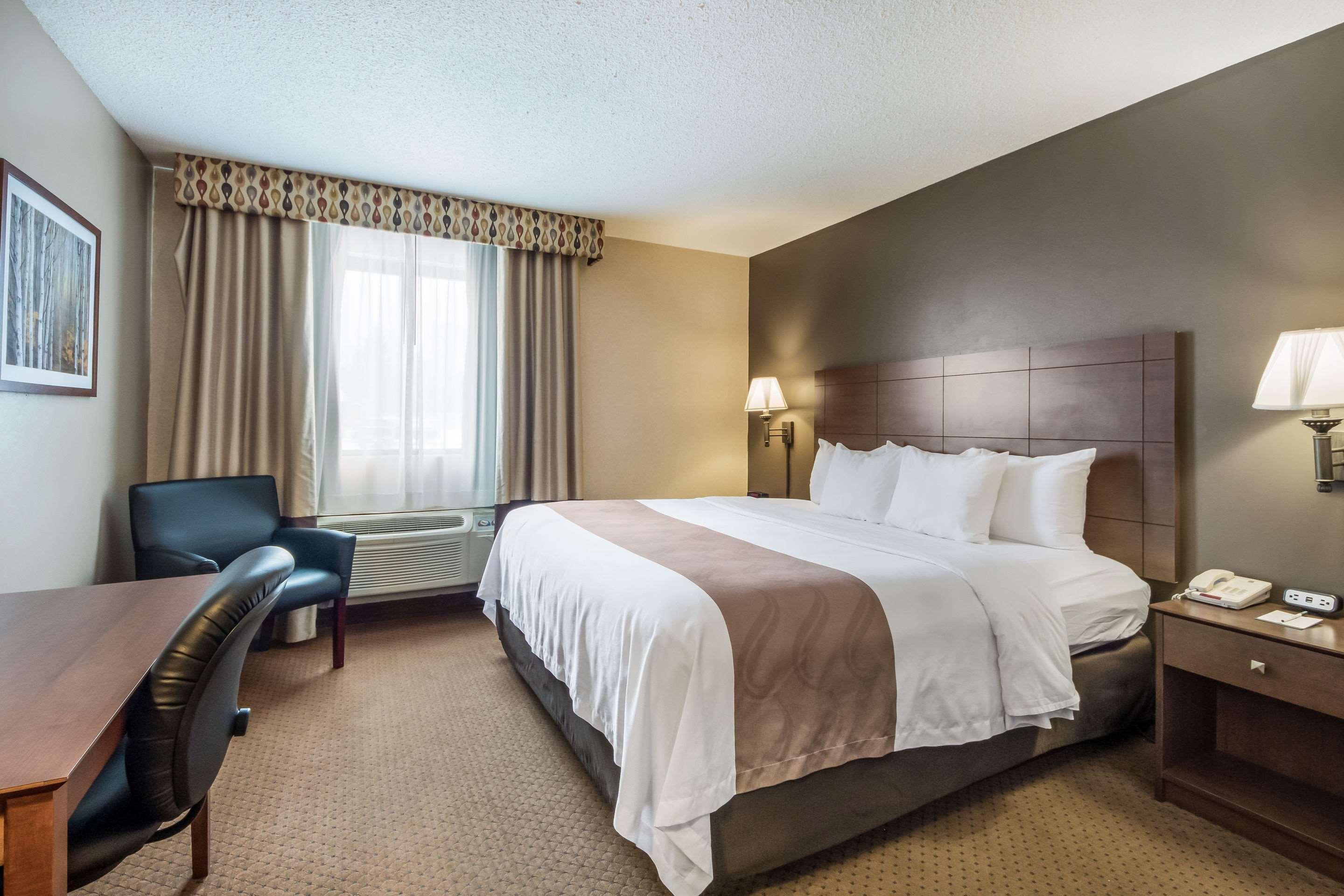 Quality Inn & Suites Newberry Exteriör bild