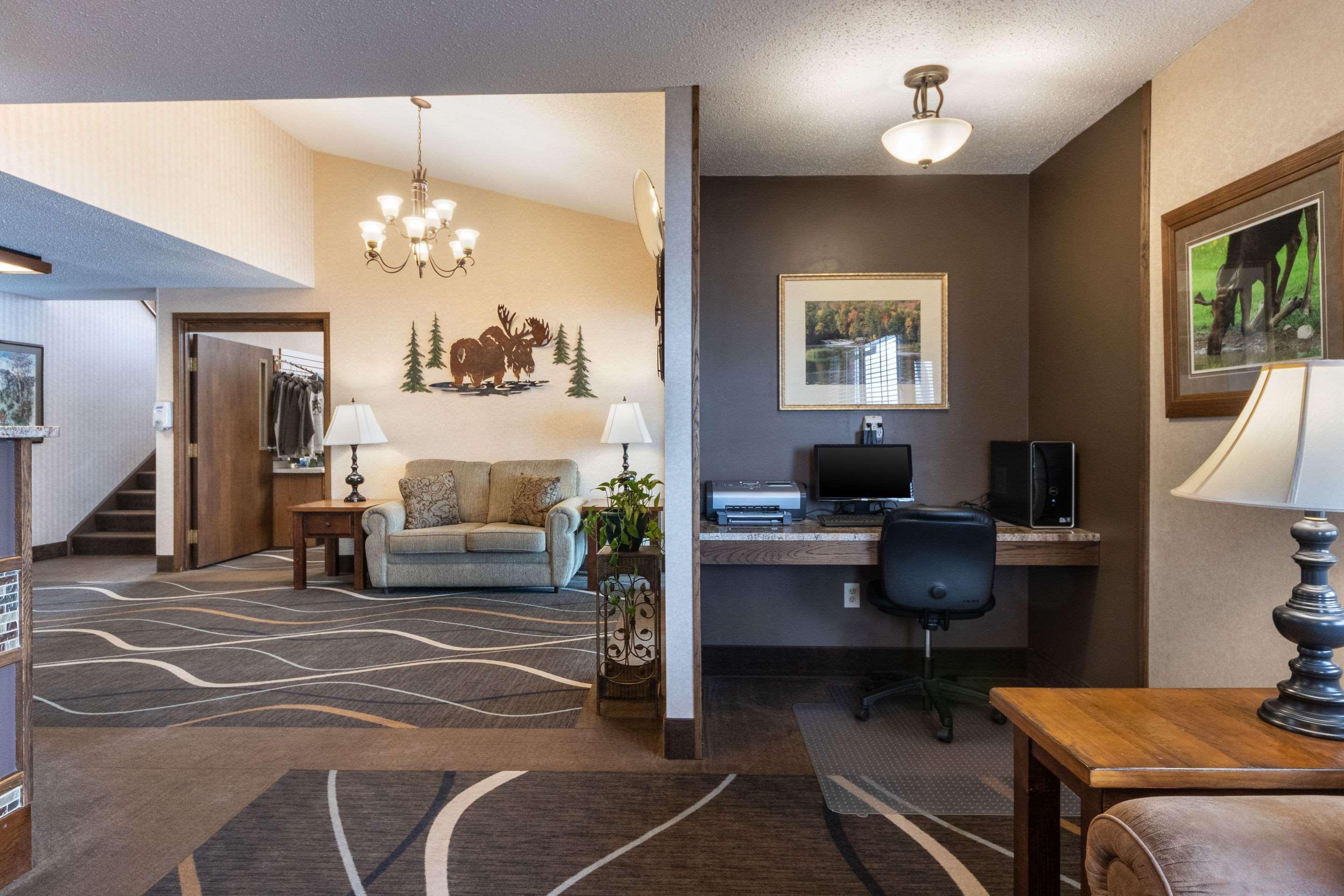 Quality Inn & Suites Newberry Exteriör bild