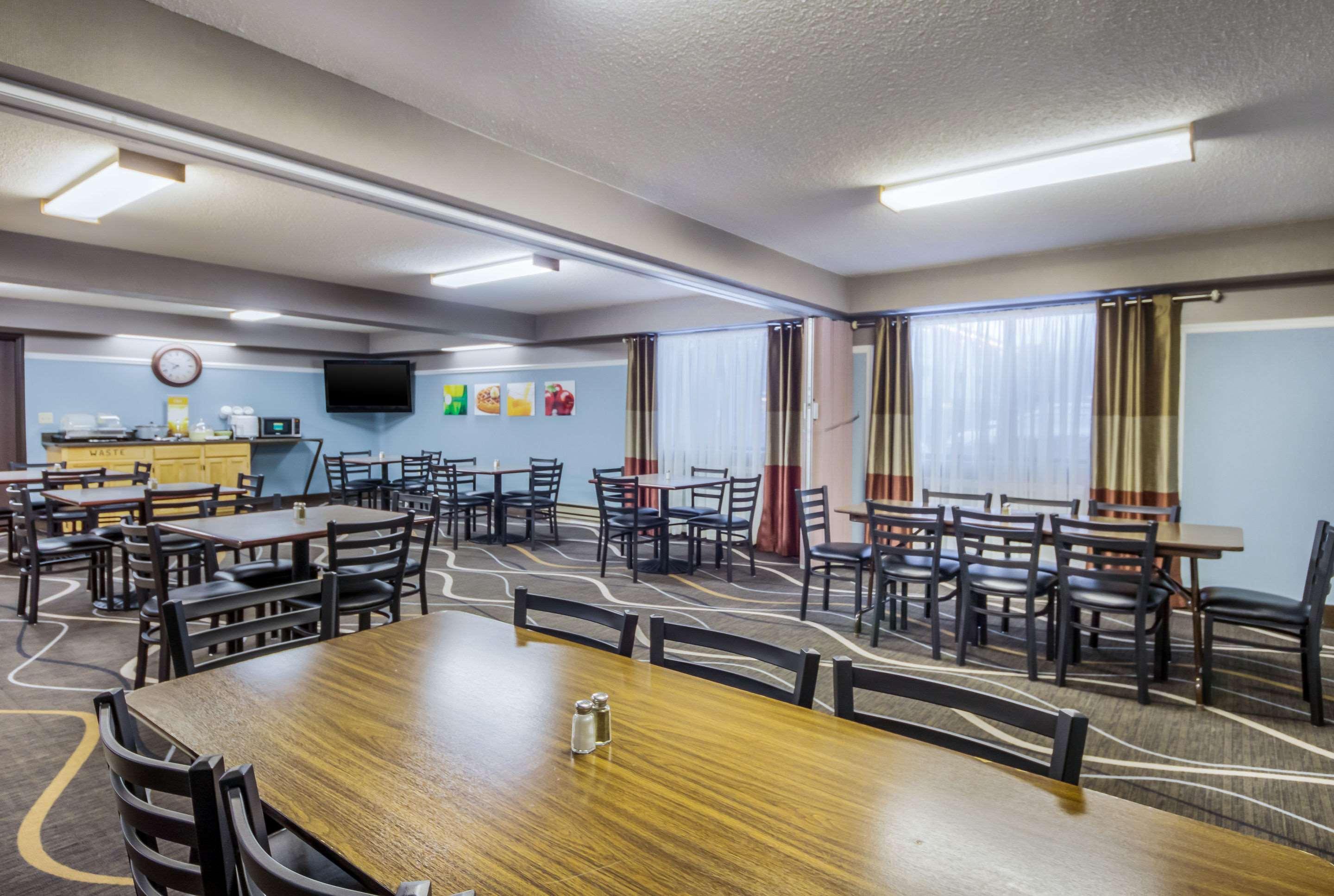 Quality Inn & Suites Newberry Exteriör bild