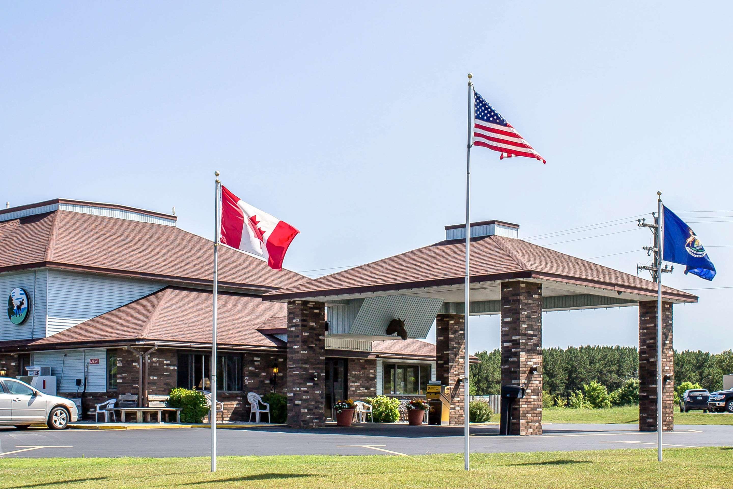Quality Inn & Suites Newberry Exteriör bild