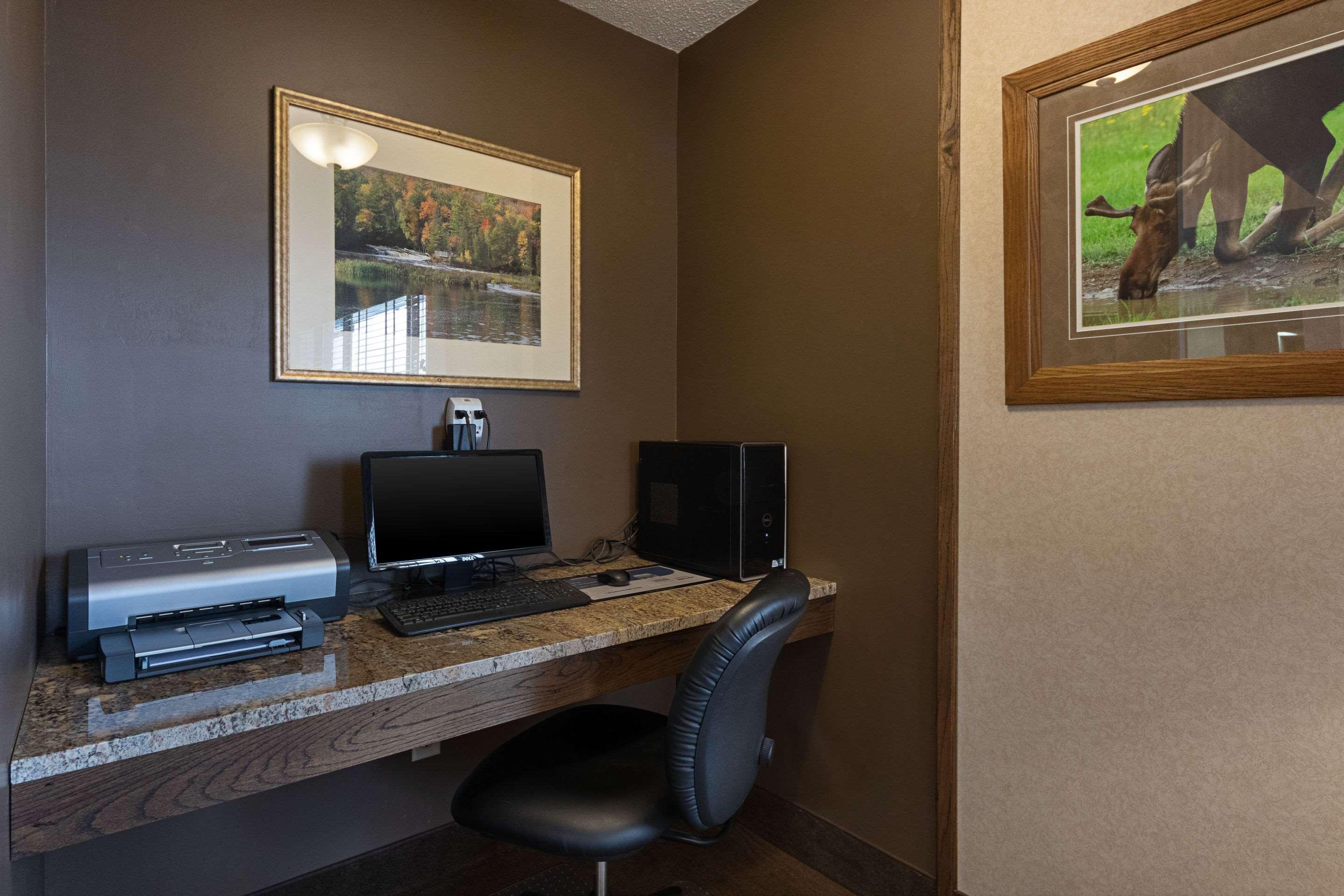 Quality Inn & Suites Newberry Exteriör bild