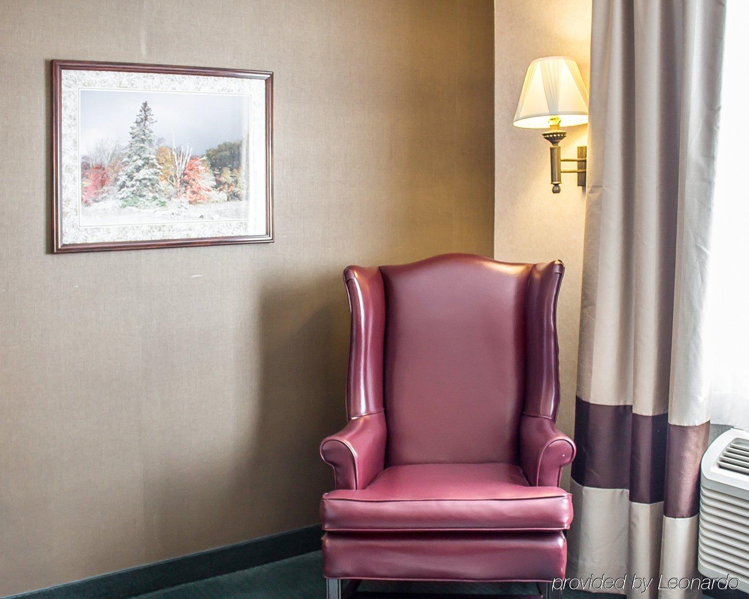 Quality Inn & Suites Newberry Exteriör bild